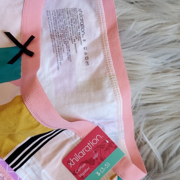 NWT hipster panties - Picture 3 of 4